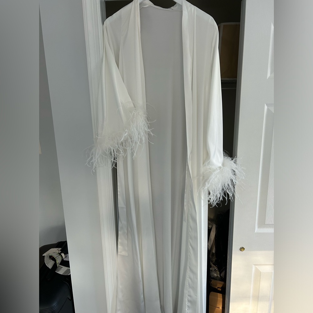 Long white robe
